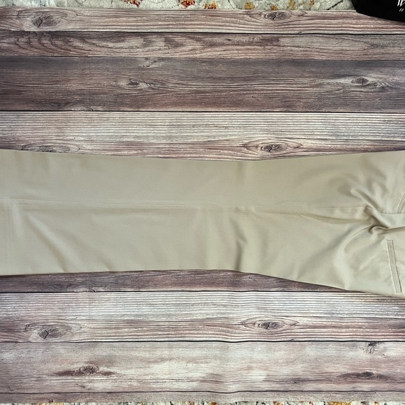 White House Black Market 2 piece tan suit size 8 - Picture 3 of 6